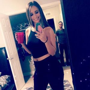 Meet your Posher, Carly